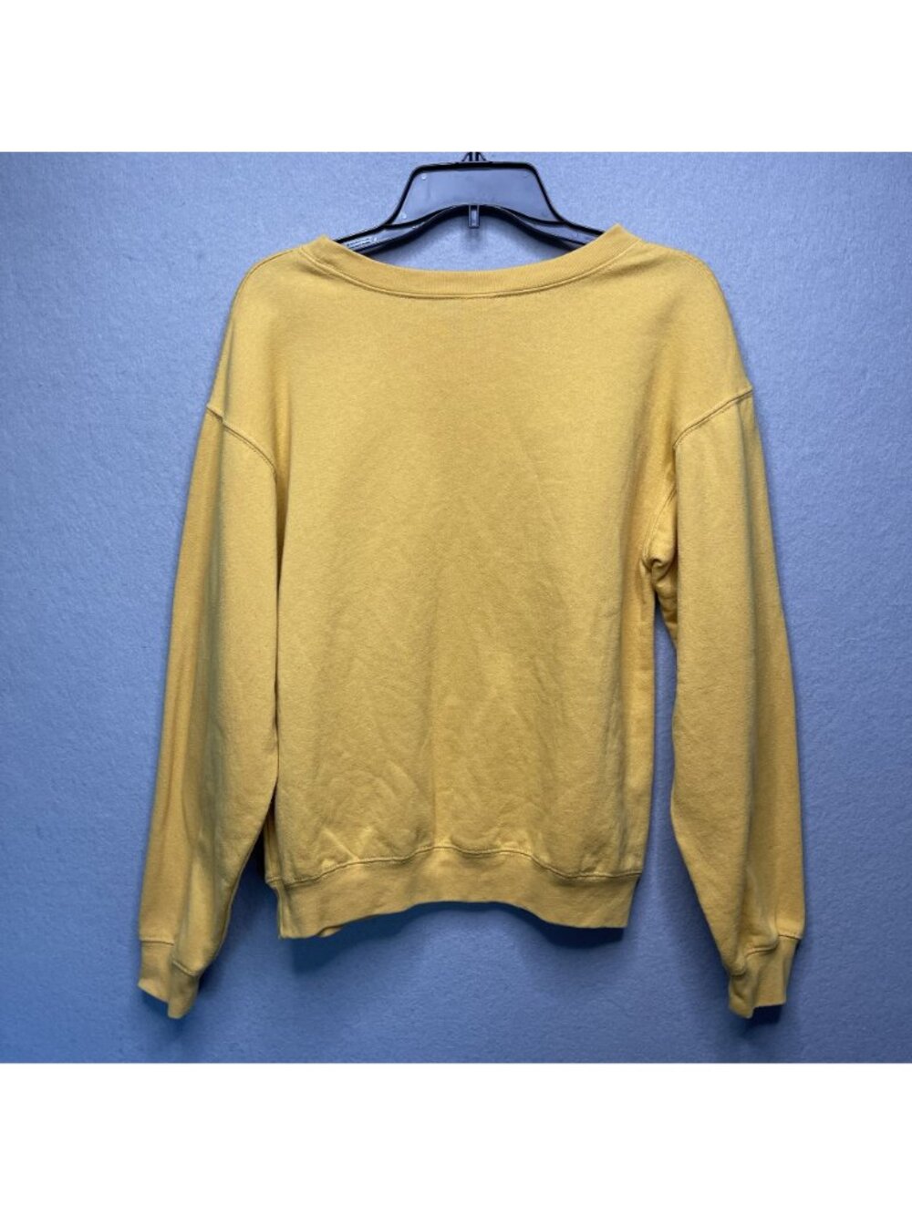Womens Juniors Disney Lion King Hakuna Matata Yellow Sweatshirt Size S - Picture 5 of 6